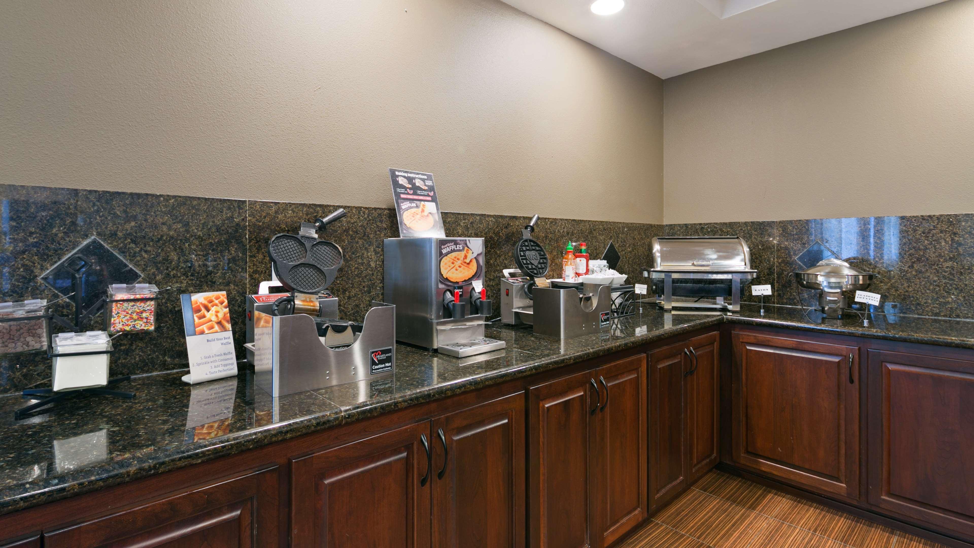 卡默斯港-瓦休戈会议中心贝斯特韦斯特优质酒店 Washougal 外观 照片